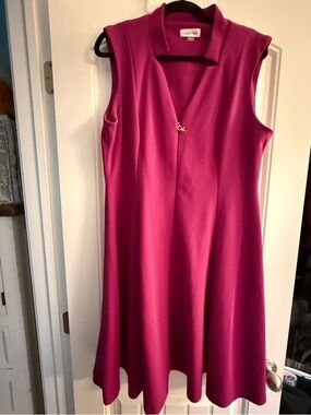 Calvin Klein Sleeveless Magenta V-Neck A-Line Dress